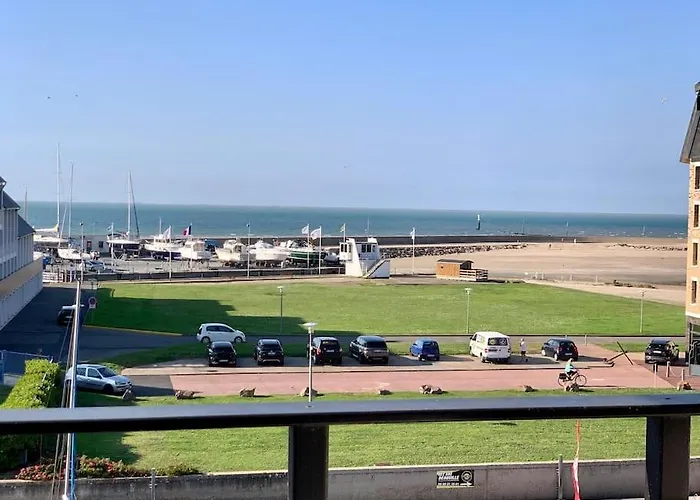 Bel Vue Avec Parking Gratuit Deauville